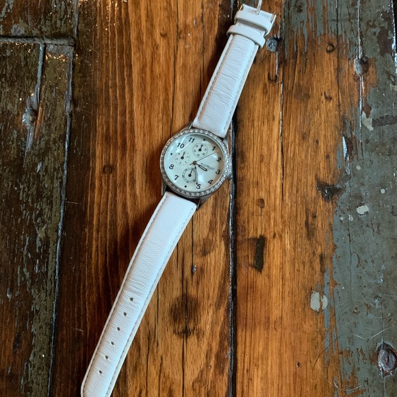 WHBM | Quartz Rhinestone White Leather Watch - Picture 2 of 5